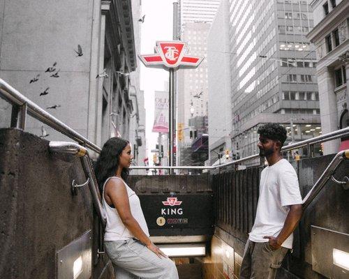 mobile - carousel-hero-element image-0